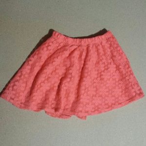 Adorable floral skirt, Size: medium (8/10 )